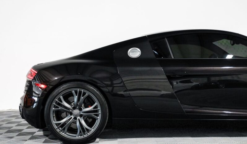 
								Audi R8 2014 full									