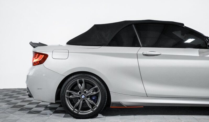 
								BMW 2 Series 2016 full									