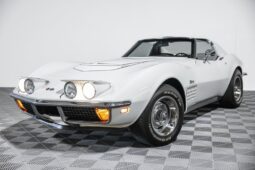 
										Chevrolet Corvette 1971 full									