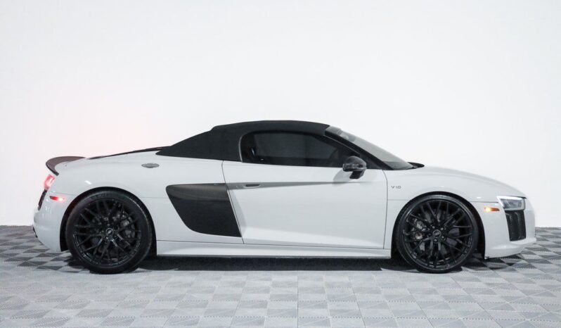 
								Audi R8 2018 full									