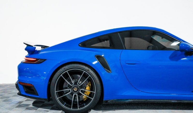 
								Porsche 911 2022 full									