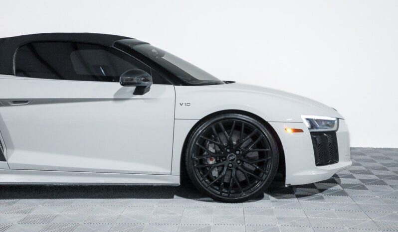 
								Audi R8 2018 full									