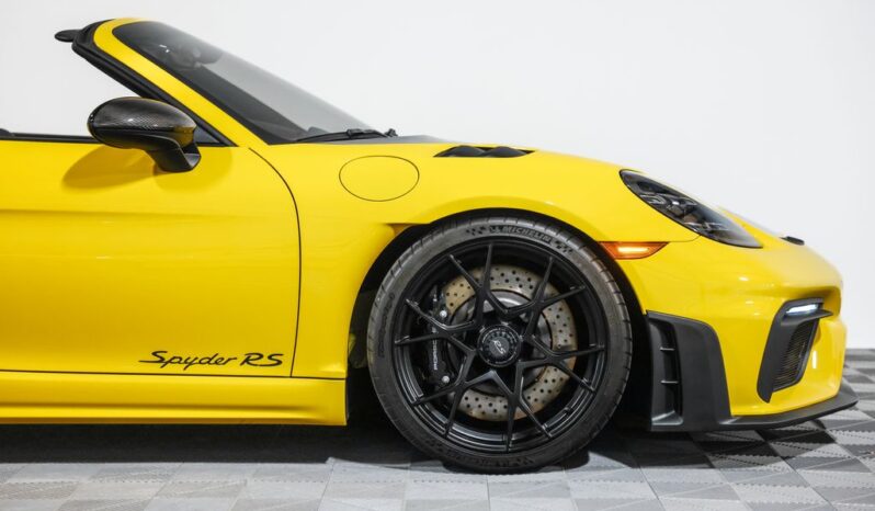 
								Porsche 718 Spyder 2025 full									