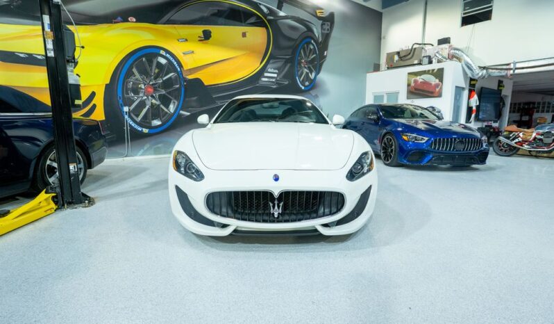 
								Maserati GranTurismo 2014 full									