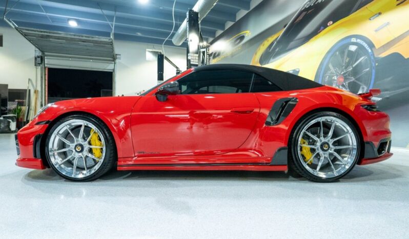
								Porsche 911 2025 full									