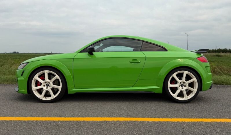 
								Audi TT RS 2020 full									