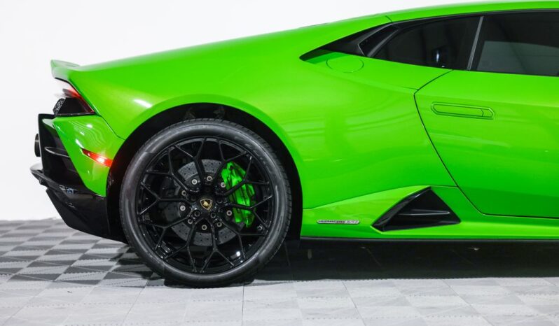 
								Lamborghini Huracan EVO 2020 full									