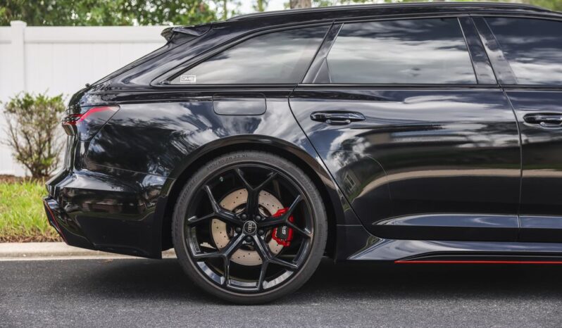 
								Audi RS 6 Avant performance 2024 full									