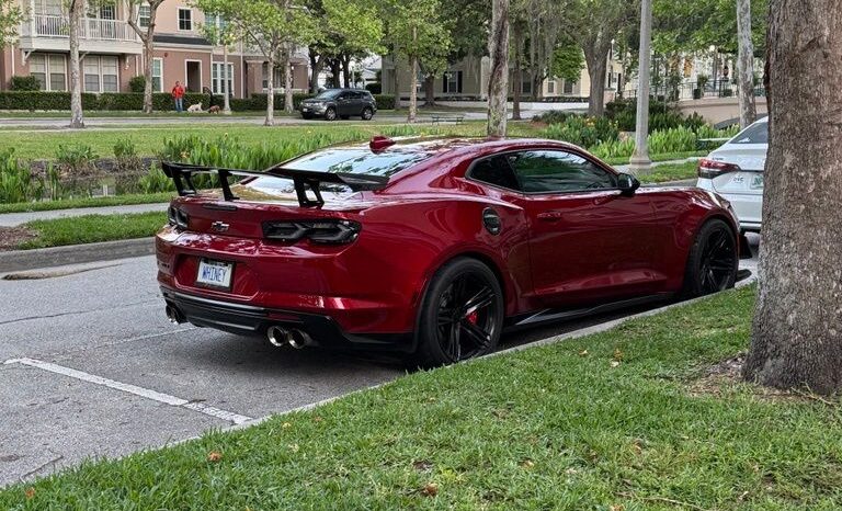 
								Chevrolet Camaro 2022 full									