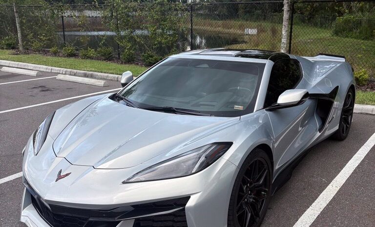 
								Chevrolet Corvette 2024 full									