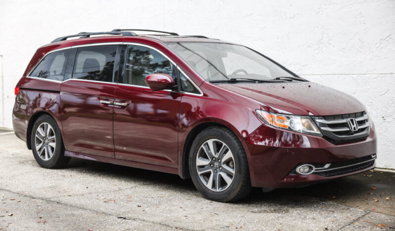 
								Honda Odyssey 2015 full									
