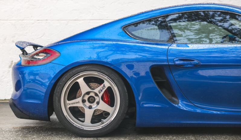 
								Porsche Cayman 2015 full									